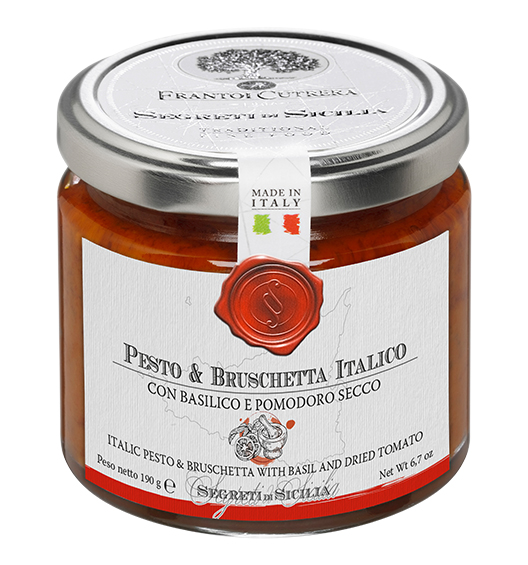 Pesto mit Basilikum und getrockneten Tomaten